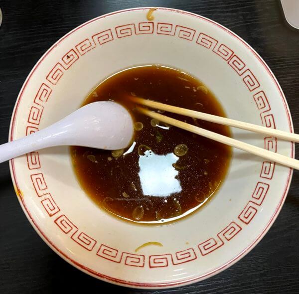 五衛門の醤油ラーメンのスープ