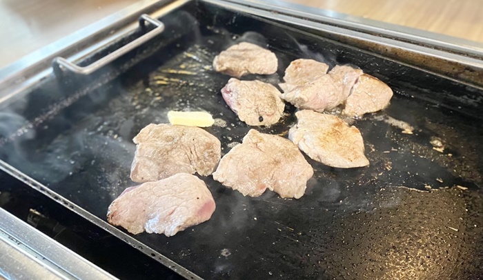 BUTAMAJIN 根塚店のディナーのコースの豚焼肉