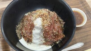 ローストビーフ丼やまと イオン高岡店のローストビーフ丼